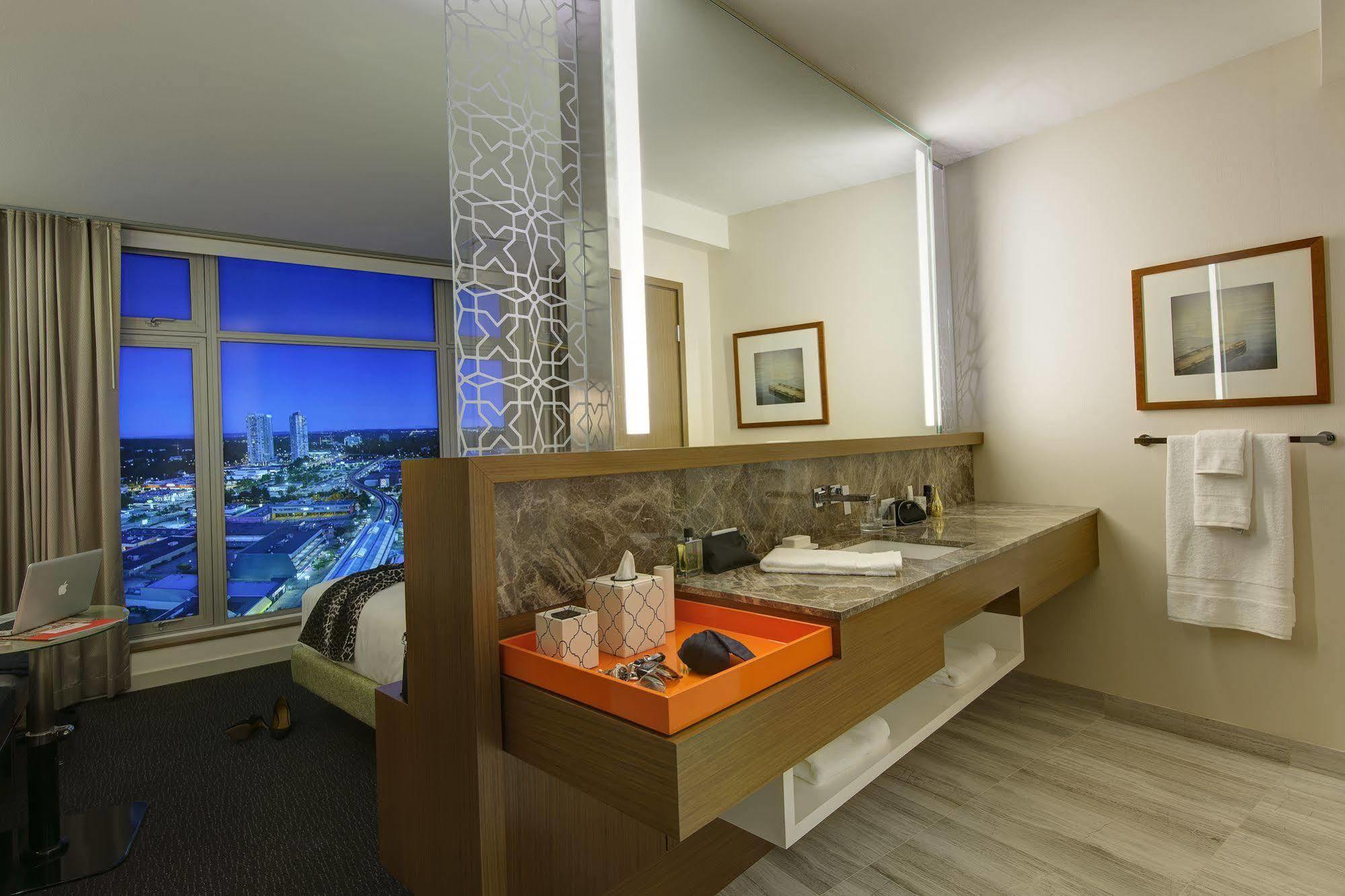 Civic Hotel, Autograph Collection Surrey Luaran gambar